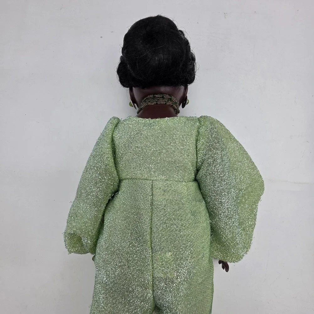 VTG Annie Lee Sass n' Class Green Collectible Girls Night Out Fashion Doll #6401